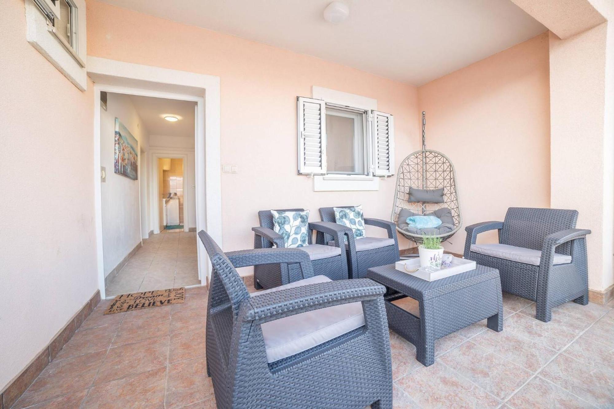 Ferienwohnung Nikol Vodice Exterior foto