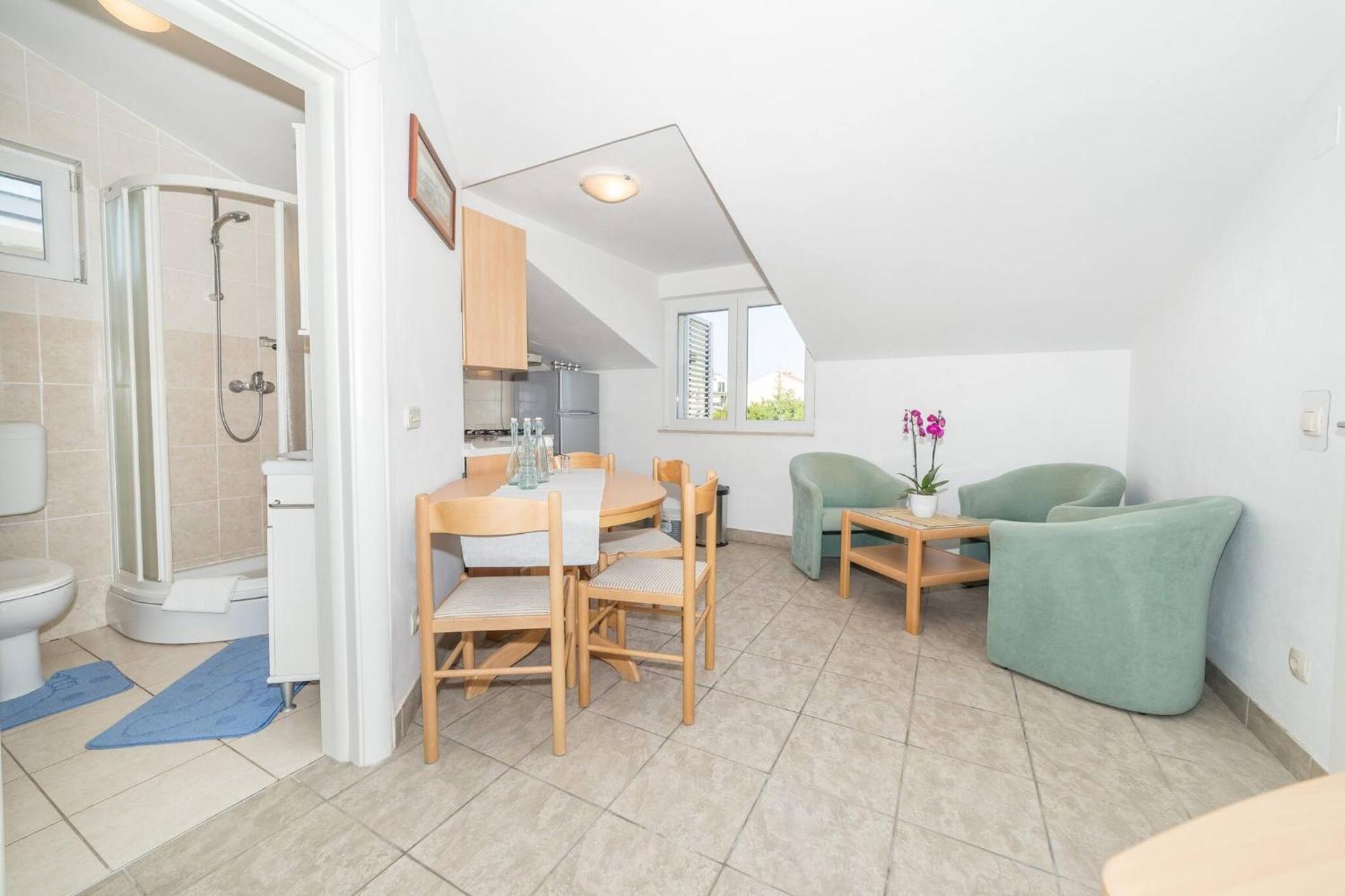 Ferienwohnung Nikol Vodice Exterior foto